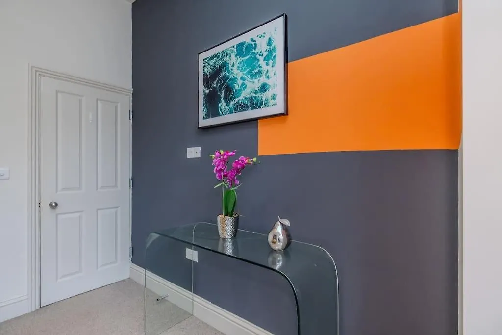 Beautiful Garden Flat I Two Bedroom I Sleep 6 Guests Brighton United Kingdom